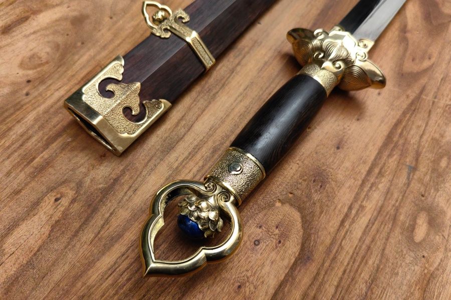 【莲花装黑檀鞘宋剑】Lotus-Fitted Song Dynasty Jian – Ebony Scabbard, Hand-Forged Spring Steel