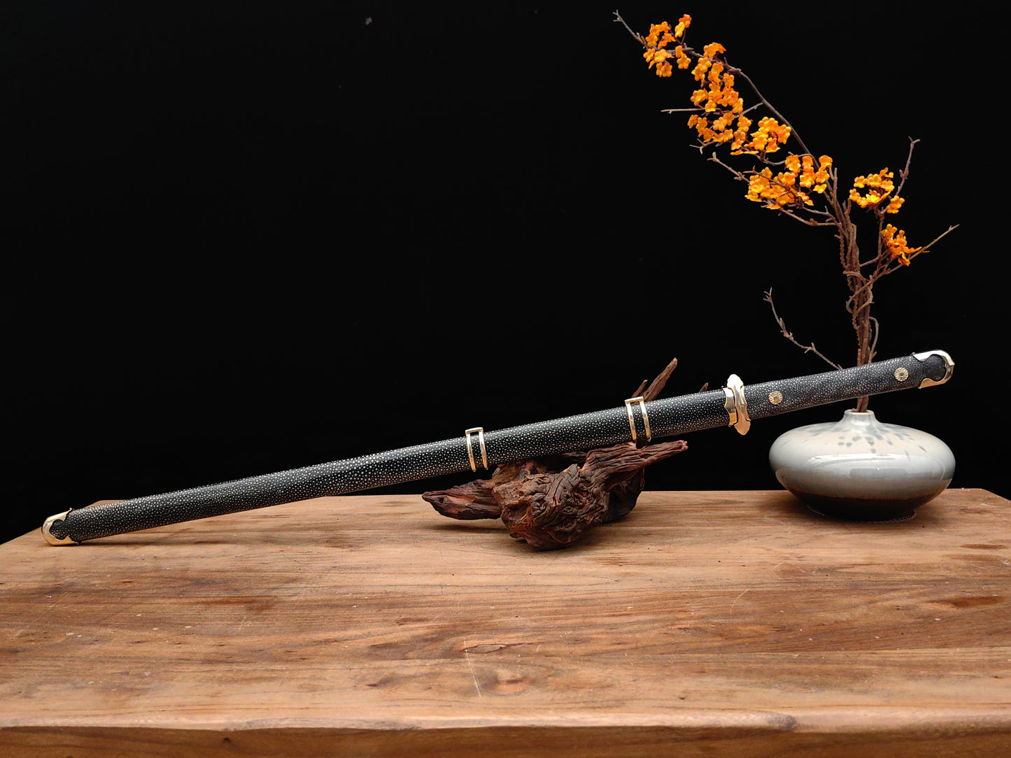Tang Dao with Crossguard and Pommel (Genuine Rayskin Edition)
